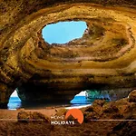#249 Sapphire Shoreline Lodge By Home Holidays